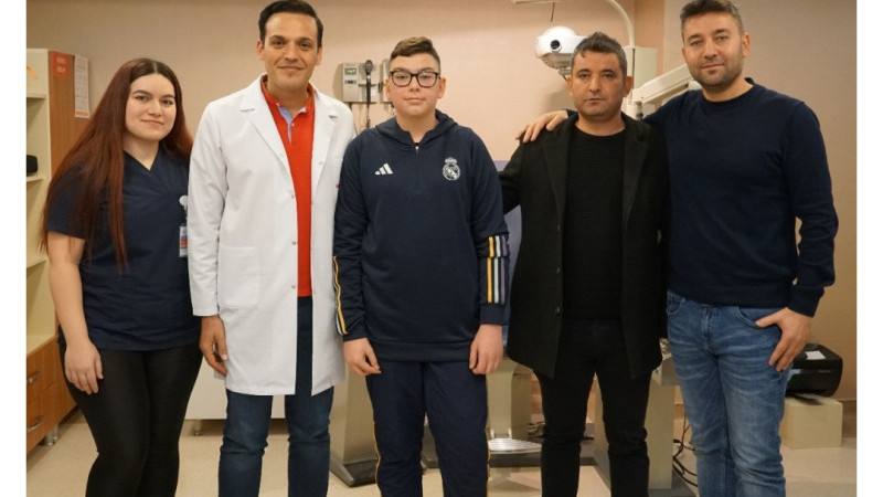 Fransa’dan geldi, Medical Point Hastanesi’nden mutlu ayrıldı.
