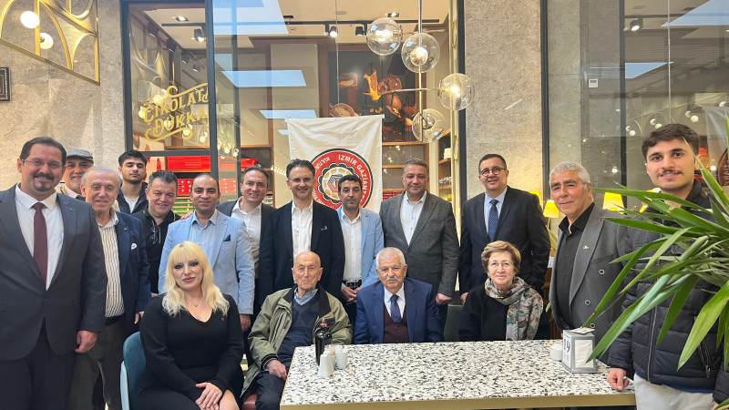 İzmir Gaziantepliler Derneği İftar Sofrasında Buluştu