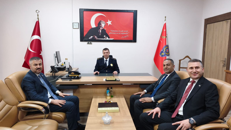 POLİS HAFTASINDA ANLAMLI BULUŞMA MEMMUNİYETE DÖNÜŞTÜ