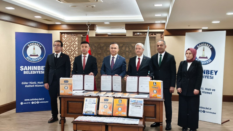 ŞAHİNBEY BELEDİYESİ ÖĞRENCİLERİNE EK KAYNAK KİTABI DESTEĞİ 